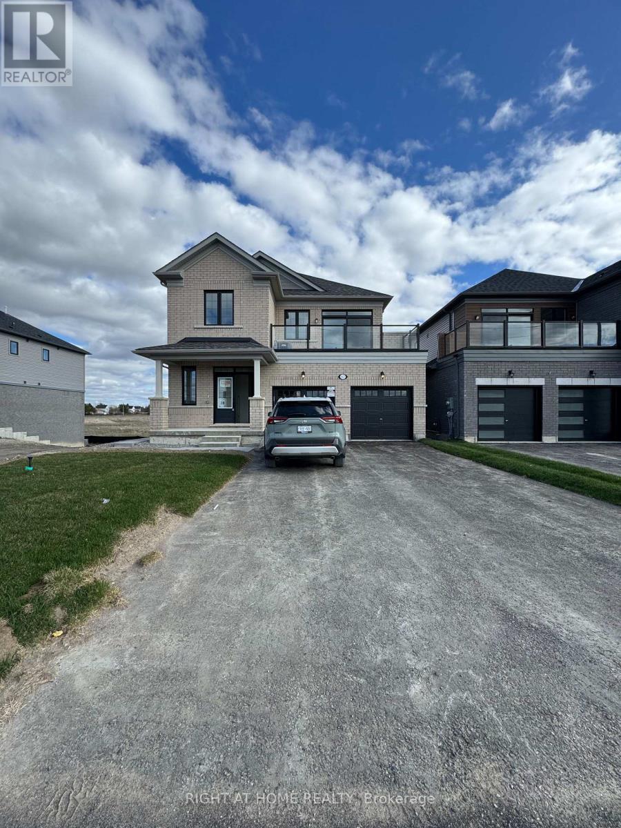 62 DEBOIS ST MAIN UNIT STREET, kawartha lakes (lindsay), Ontario