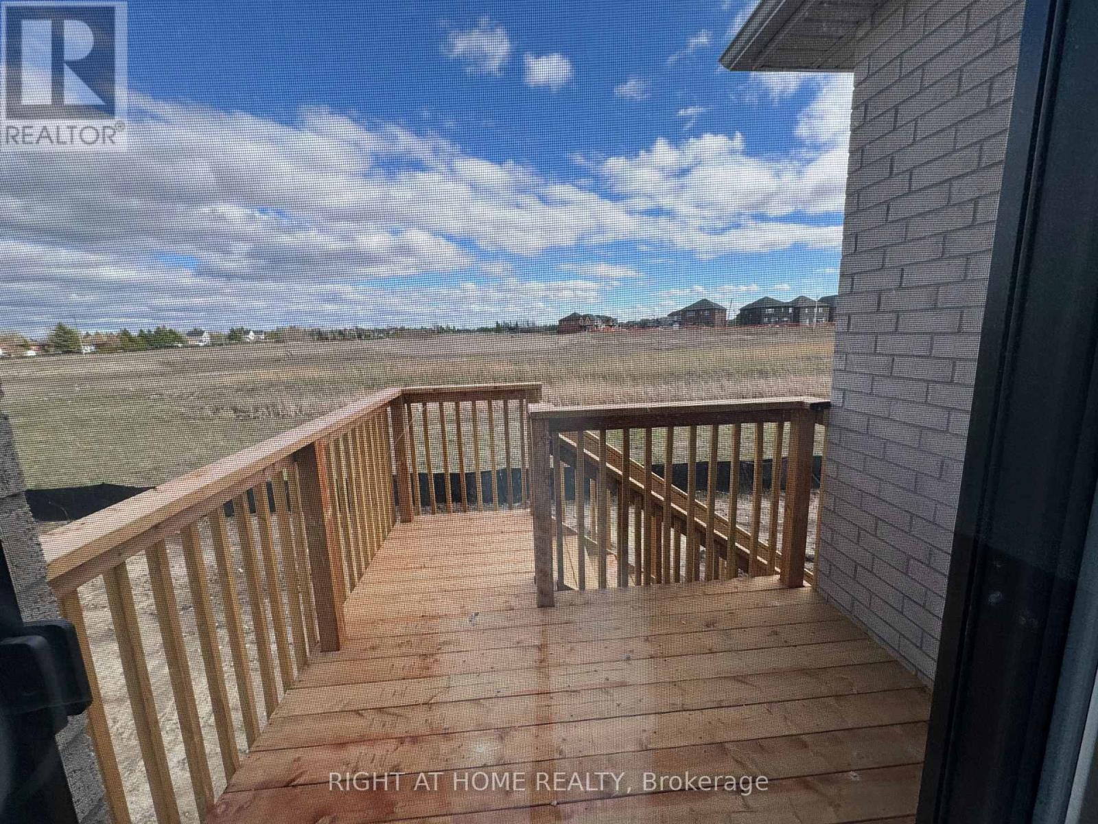 62 Debois St Main Unit Street, Kawartha Lakes (Lindsay), Ontario  K9V 6A9 - Photo 15 - X13131404