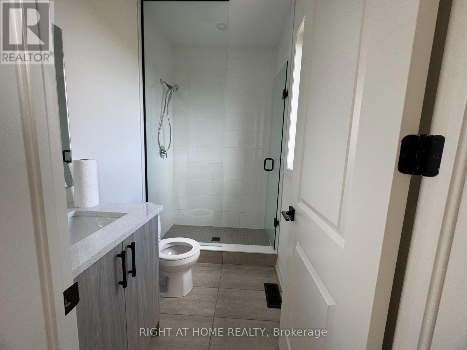 62 Debois St Main Unit Street, Kawartha Lakes (Lindsay), Ontario  K9V 6A9 - Photo 20 - X13131404