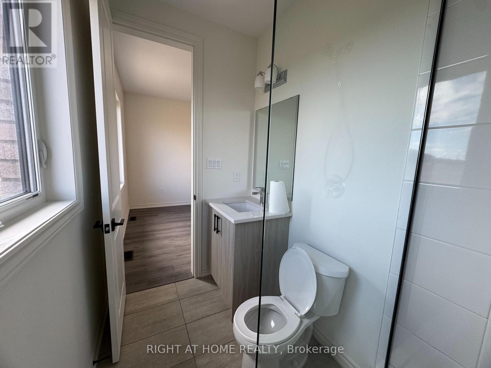 62 Debois St Main Unit Street, Kawartha Lakes (Lindsay), Ontario  K9V 6A9 - Photo 22 - X13131404