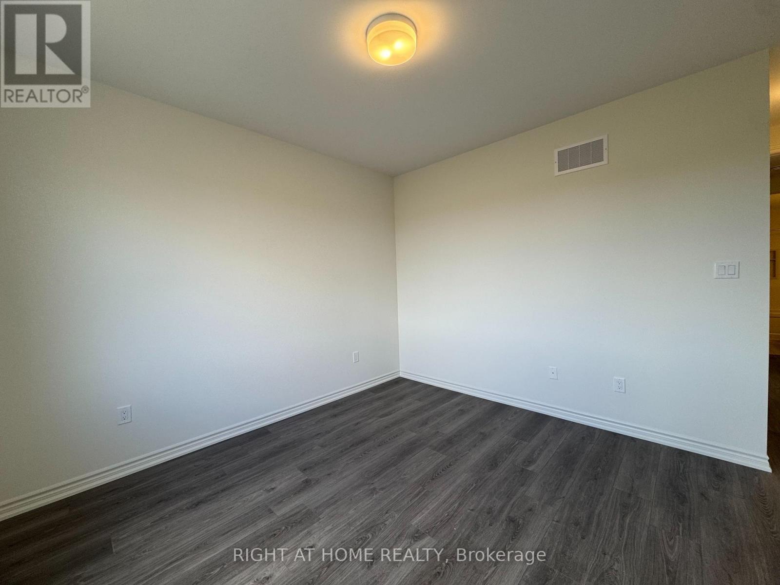 62 Debois St Main Unit Street, Kawartha Lakes (Lindsay), Ontario  K9V 6A9 - Photo 23 - X13131404