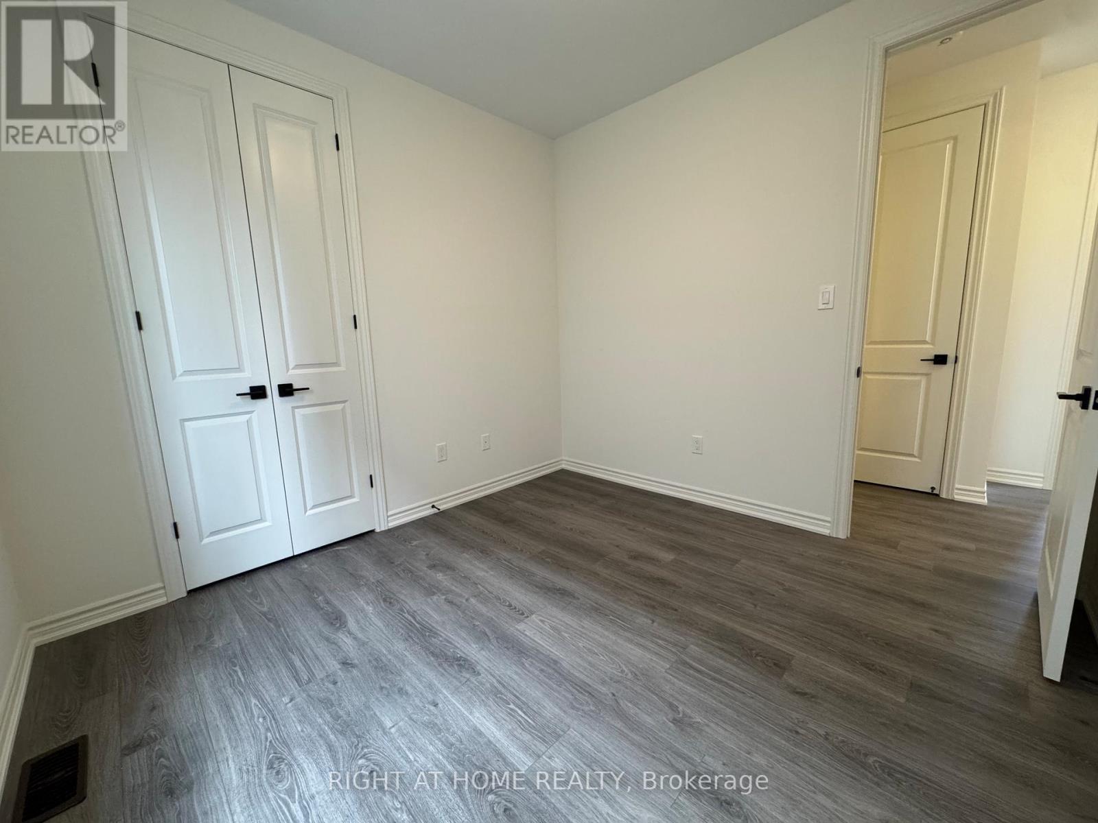 62 Debois St Main Unit Street, Kawartha Lakes (Lindsay), Ontario  K9V 6A9 - Photo 30 - X13131404