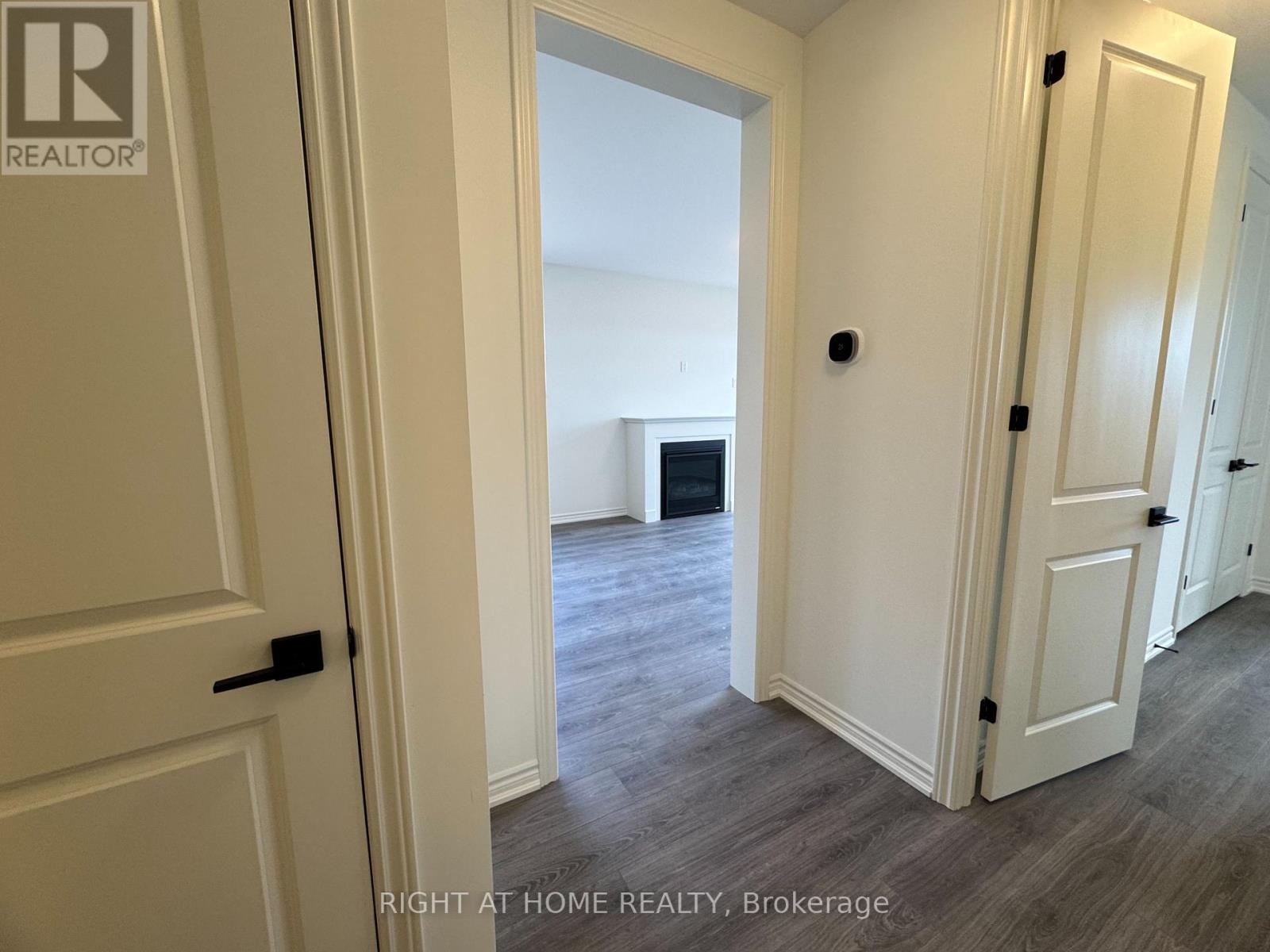 62 Debois St Main Unit Street, Kawartha Lakes (Lindsay), Ontario  K9V 6A9 - Photo 37 - X13131404