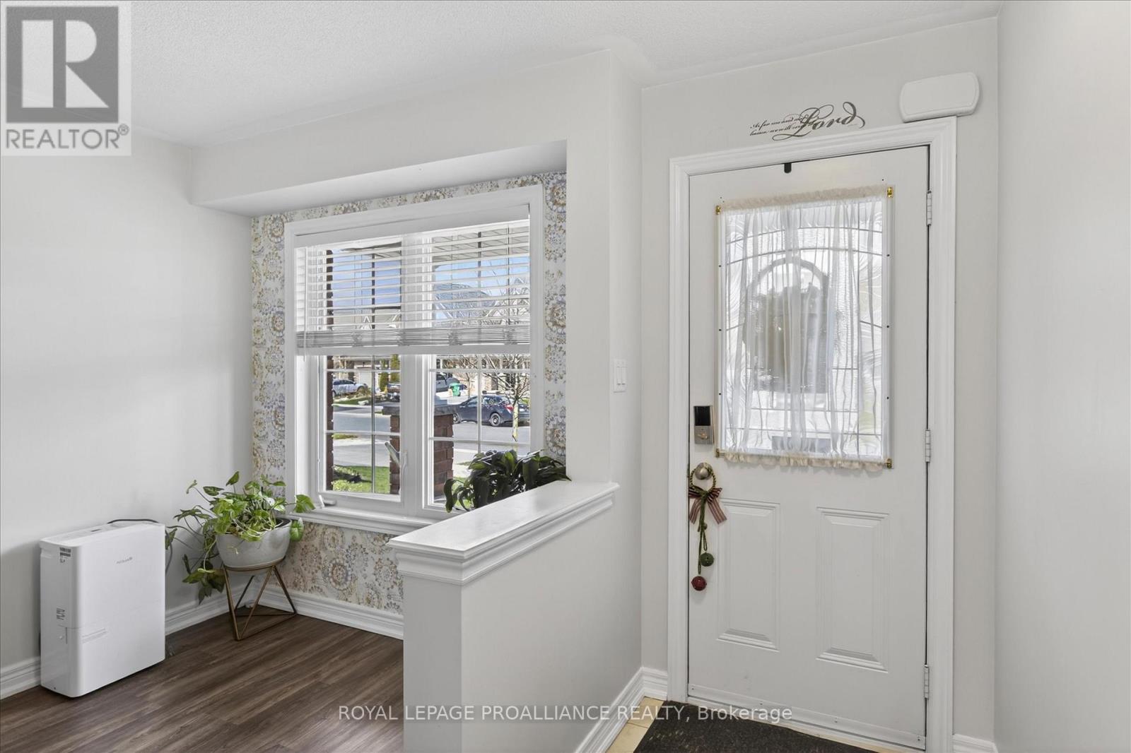 61 Briggs Grove, Peterborough (Monaghan Ward 2), Ontario  K9J 0H3 - Photo 4 - X13131976