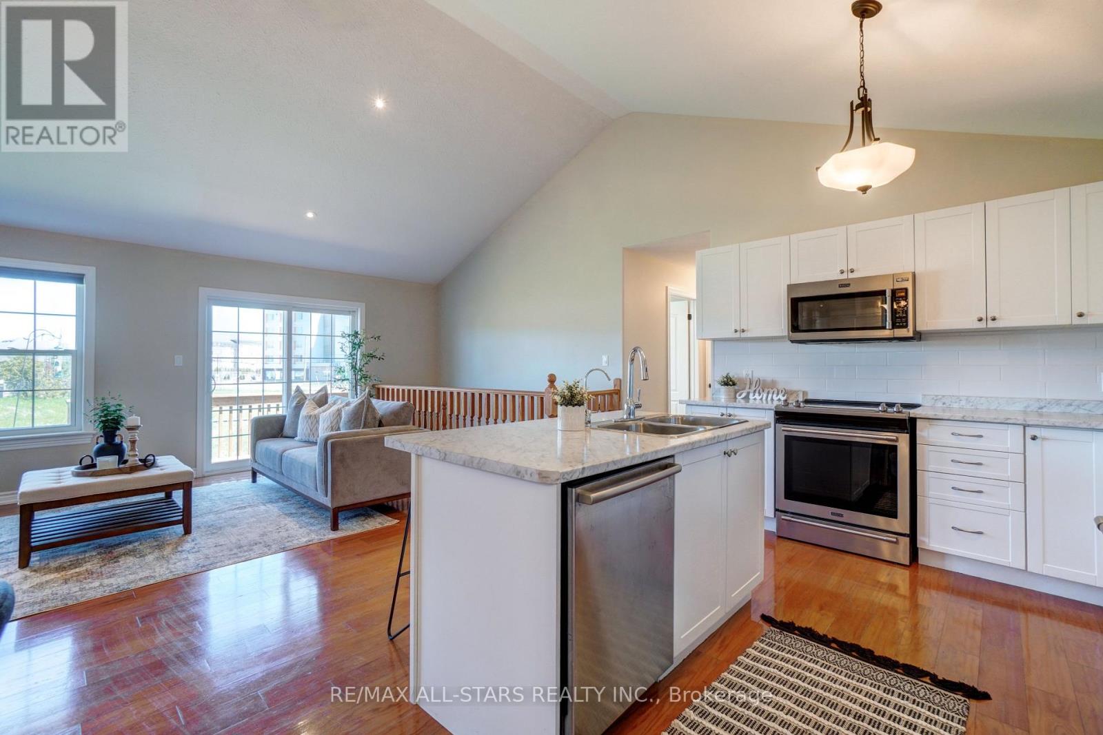 14 Laurent Boulevard, Kawartha Lakes (Lindsay), Ontario  K9V 6G3 - Photo 15 - X13132198