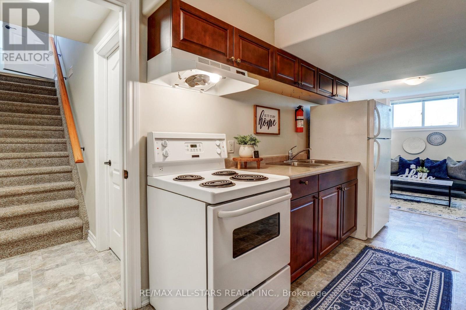 14 Laurent Boulevard, Kawartha Lakes (Lindsay), Ontario  K9V 6G3 - Photo 35 - X13132198