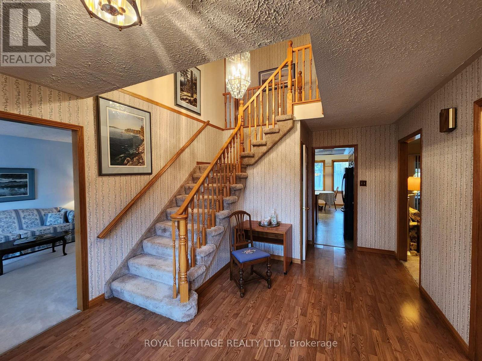 1534 Scollard Crescent, Peterborough (Ashburnham Ward 4), Ontario  K9H 7L1 - Photo 4 - X13132290