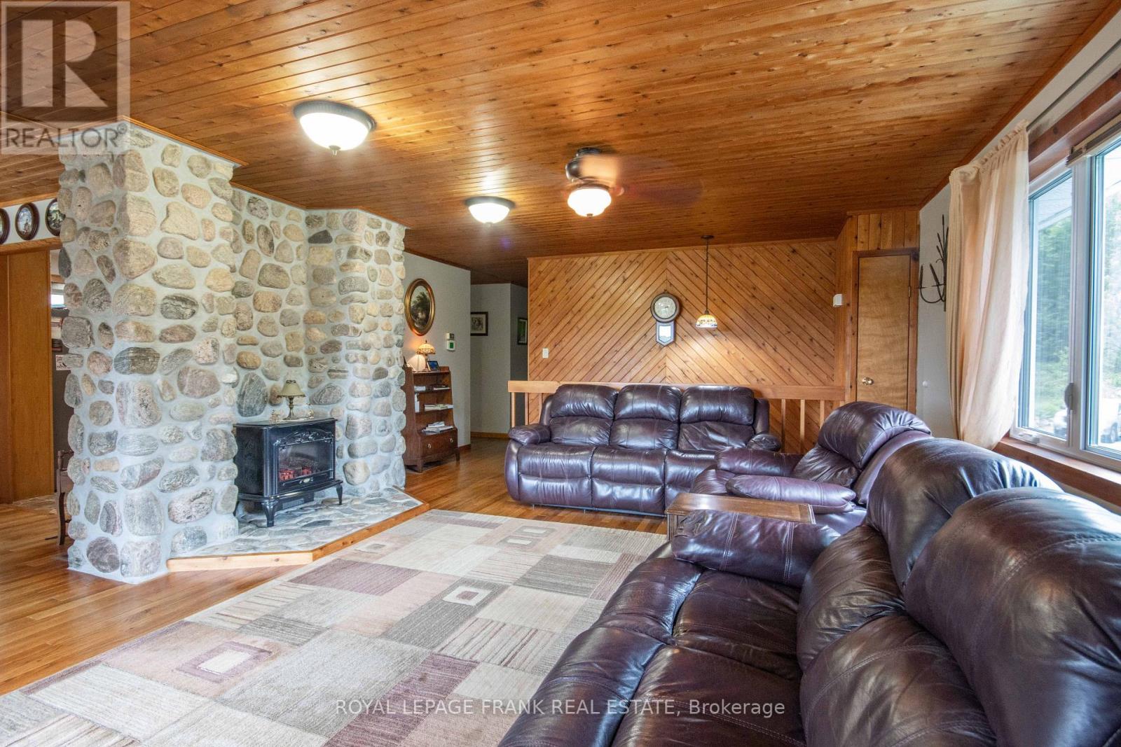 497 Mooney Road, Hastings Highlands (Monteagle Ward), Ontario  K0L 1C0 - Photo 8 - X13132478