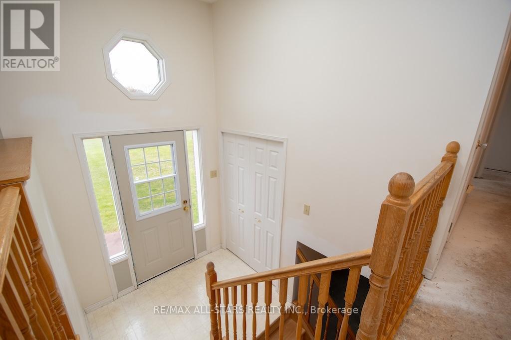70 Hillhead Road, Kawartha Lakes (Ops), Ontario  K0L 2X0 - Photo 4 - X13133038
