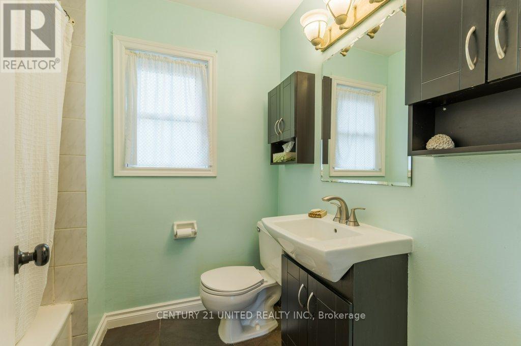302 Mason Avenue, Peterborough (Northcrest Ward 5), Ontario  K9H 4W5 - Photo 28 - X13133530