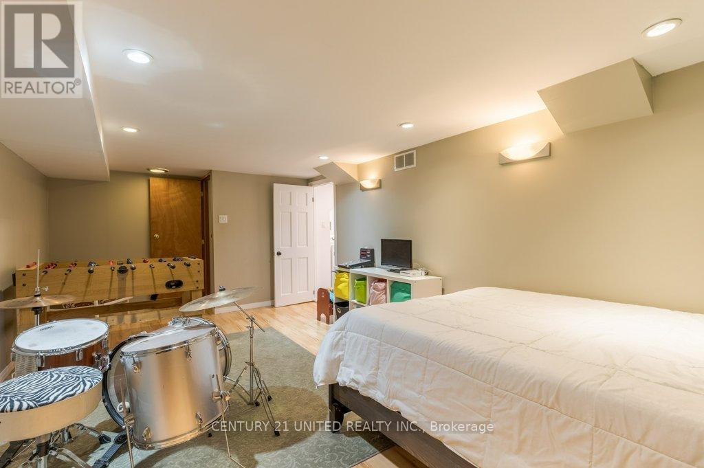 302 Mason Avenue, Peterborough (Northcrest Ward 5), Ontario  K9H 4W5 - Photo 37 - X13133530