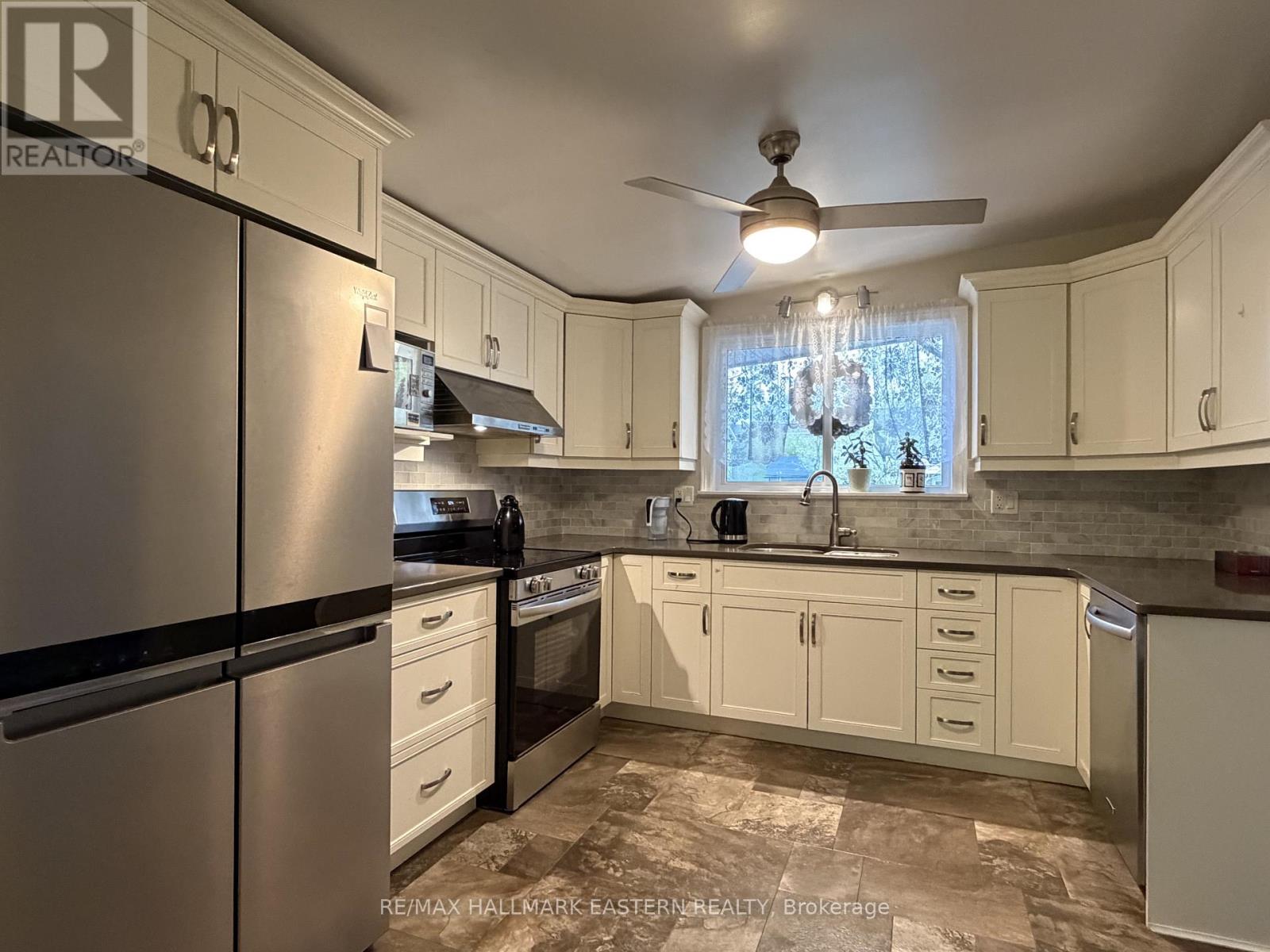 276 Greenlawn Avenue, Peterborough (Northcrest Ward 5), Ontario  K9H 5K8 - Photo 7 - X13134396