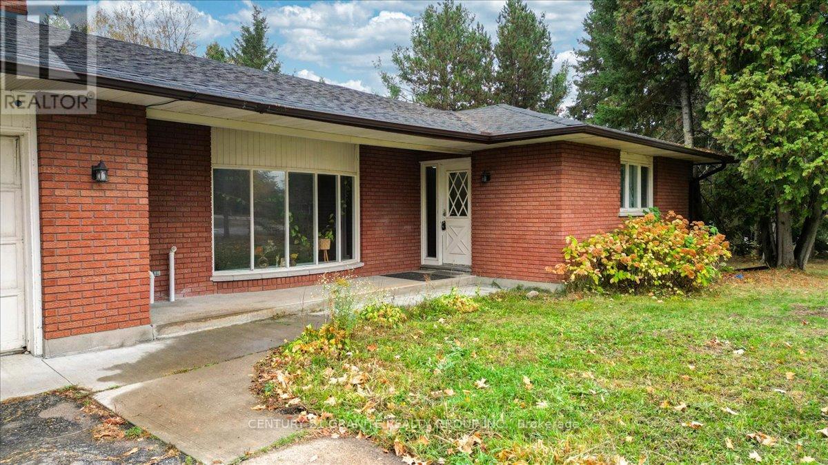 1 - 4 Maxwell Settlement Road, Bancroft (Bancroft Ward), Ontario  K0L 1C0 - Photo 2 - X13135198