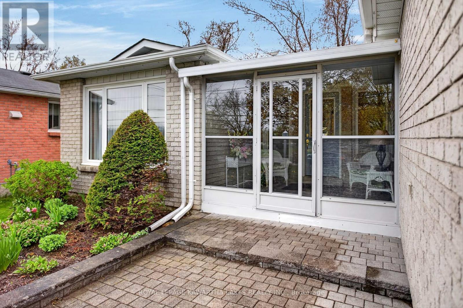 161 Angeline Street N, Kawartha Lakes (Lindsay), Ontario  K9V 4X3 - Photo 5 - X13137680