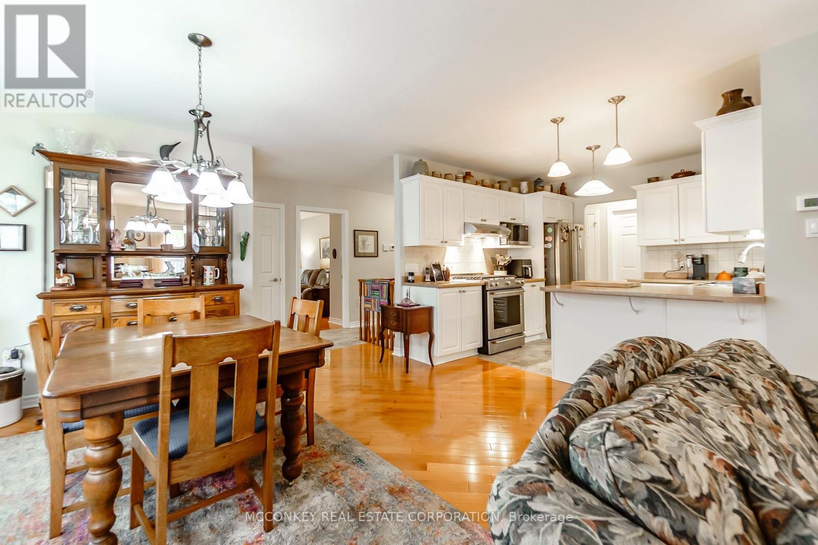 25 Village Crescent, Peterborough (Otonabee Ward 1), Ontario  K9J 8S7 - Photo 14 - X13138226