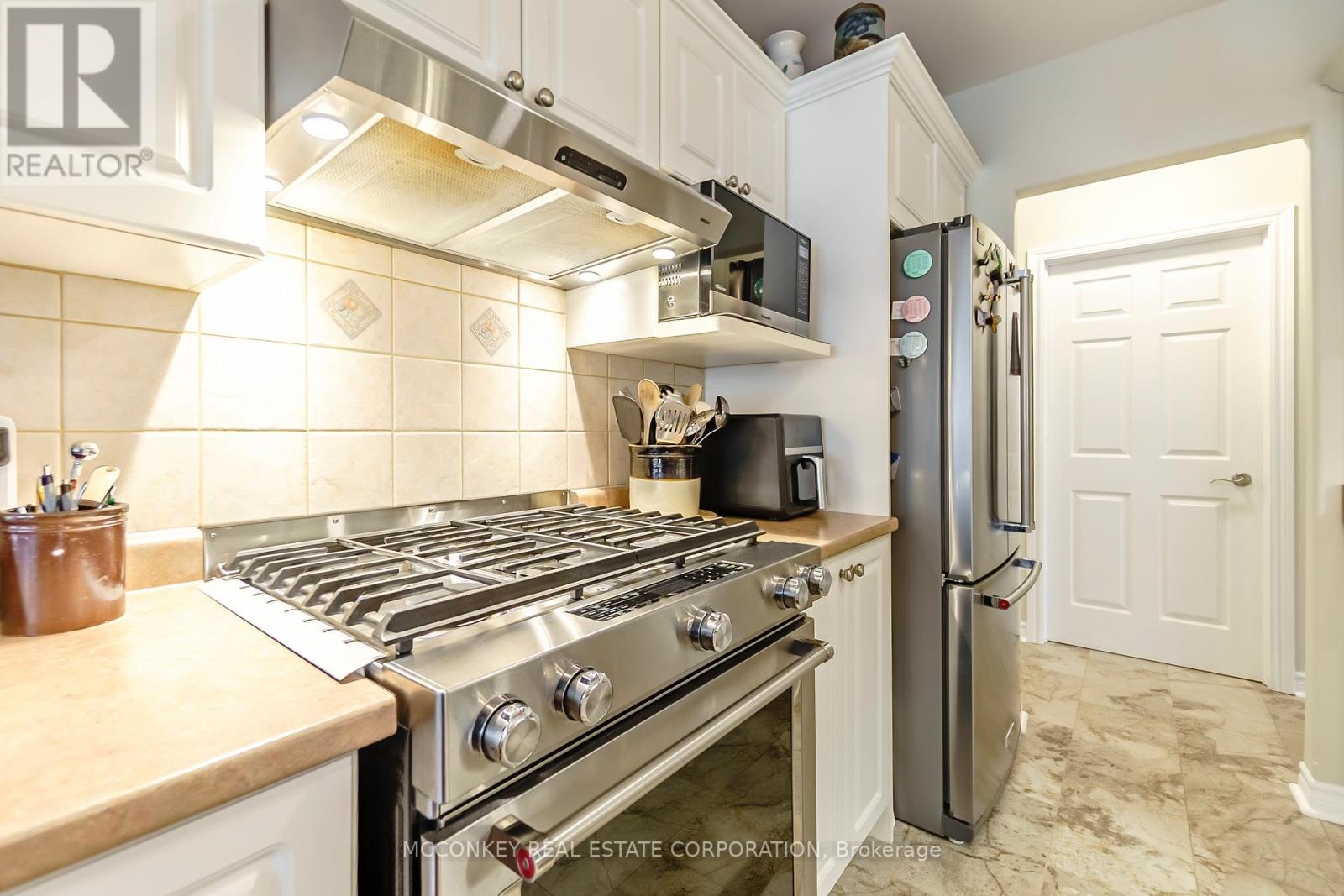 25 Village Crescent, Peterborough (Otonabee Ward 1), Ontario  K9J 8S7 - Photo 17 - X13138226