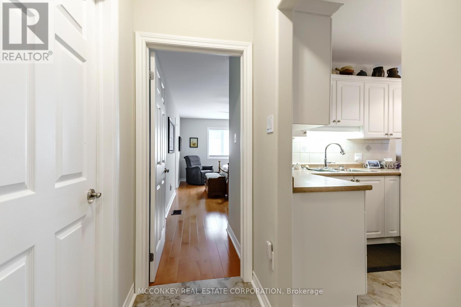 25 Village Crescent, Peterborough (Otonabee Ward 1), Ontario  K9J 8S7 - Photo 23 - X13138226