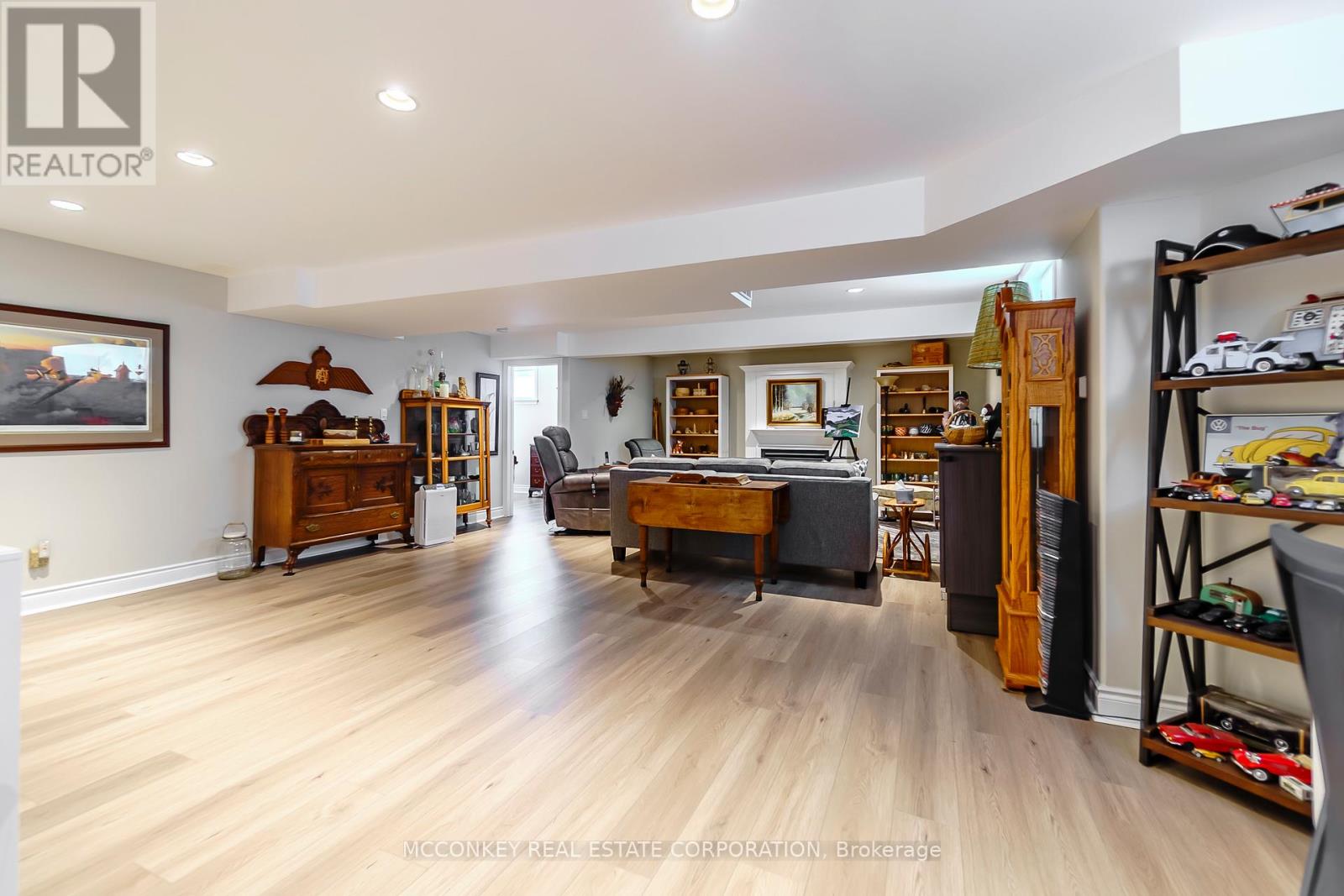 25 Village Crescent, Peterborough (Otonabee Ward 1), Ontario  K9J 8S7 - Photo 32 - X13138226