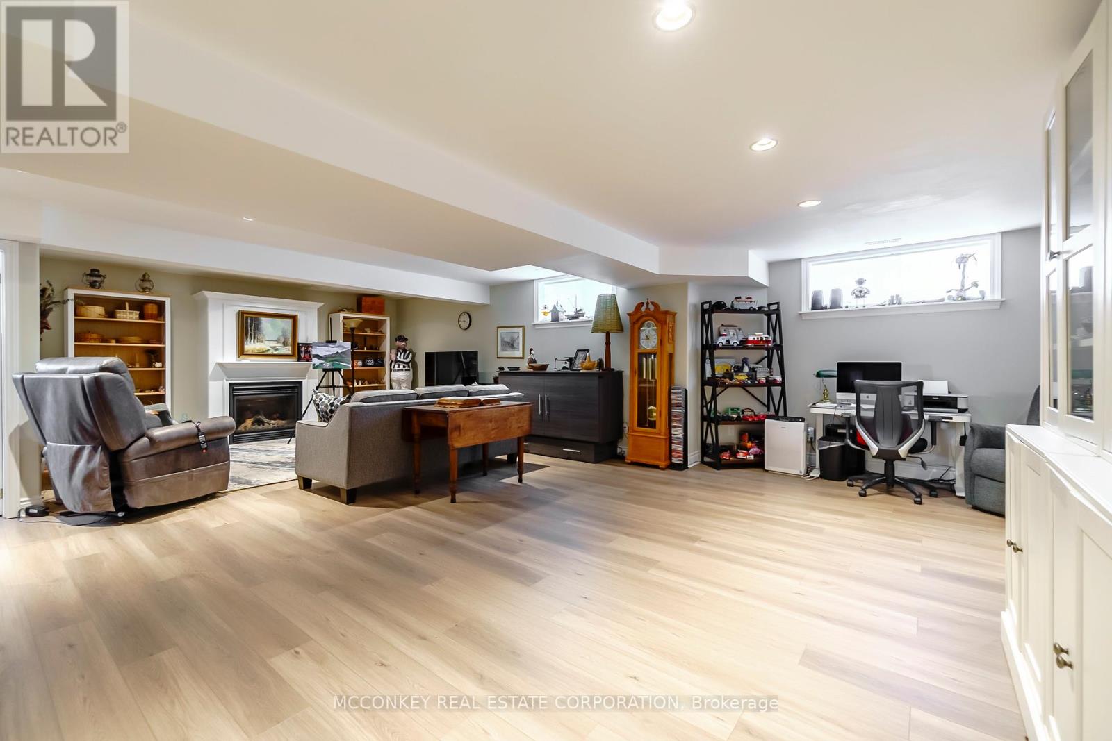 25 Village Crescent, Peterborough (Otonabee Ward 1), Ontario  K9J 8S7 - Photo 33 - X13138226