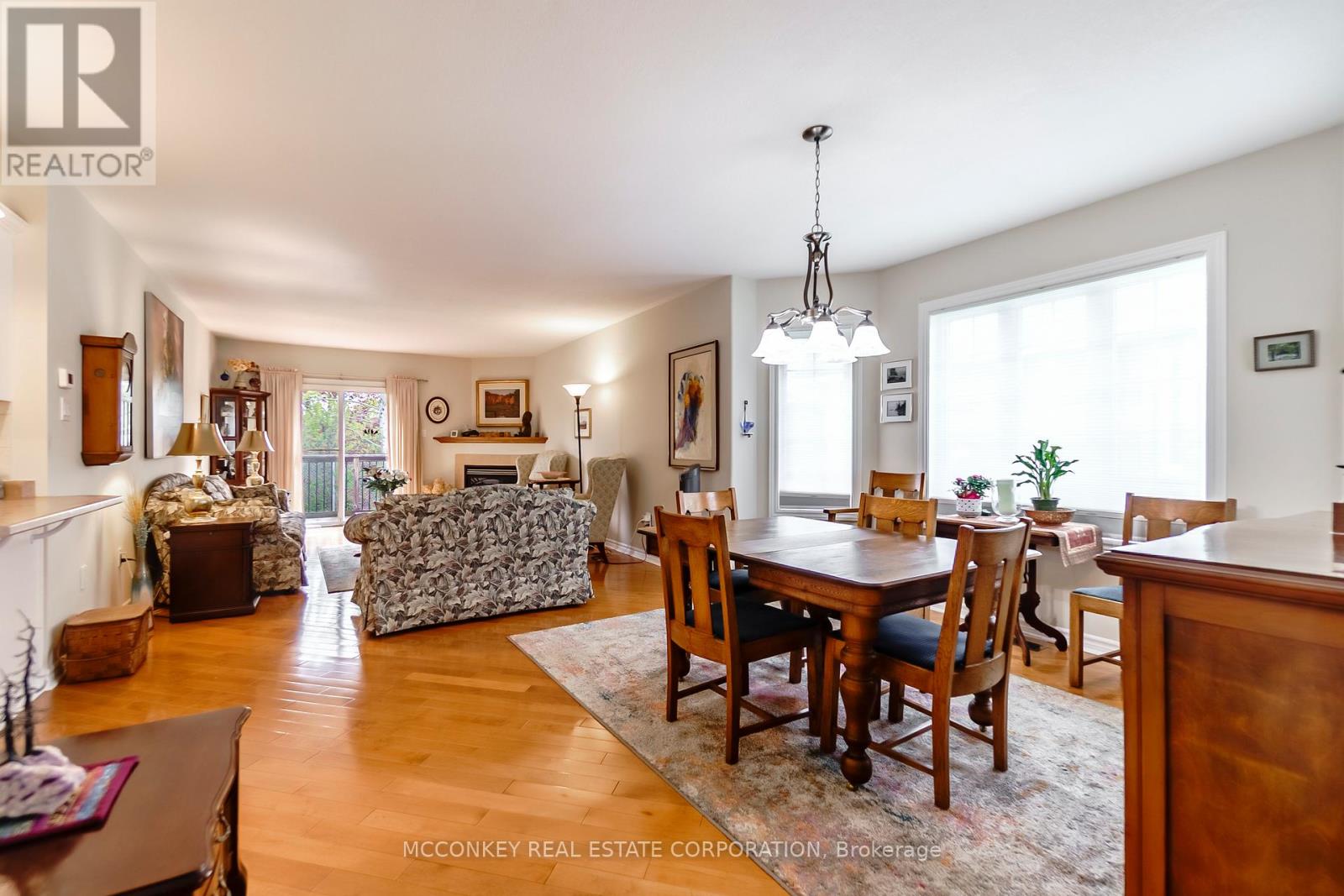 25 Village Crescent, Peterborough (Otonabee Ward 1), Ontario  K9J 8S7 - Photo 7 - X13138226