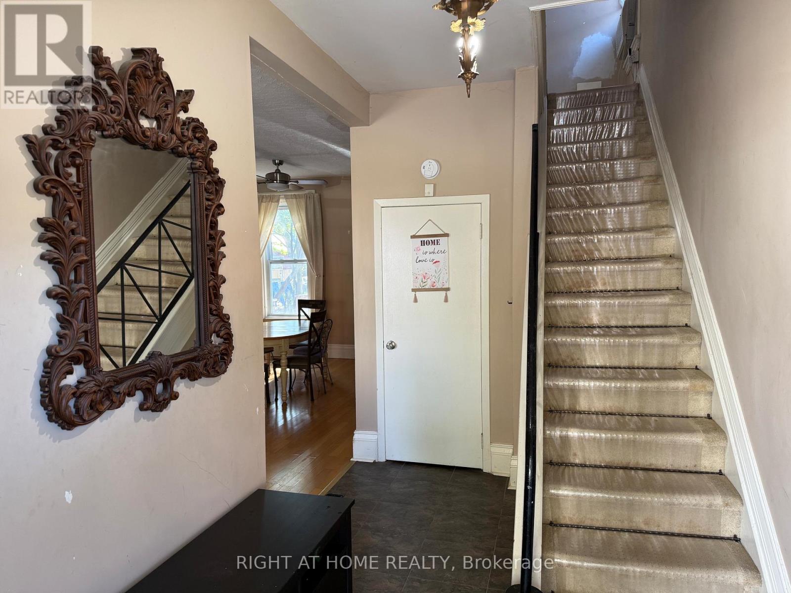 551 Bethune Street, Peterborough (Town Ward 3), Ontario  K9H 3Z6 - Photo 3 - X13141382