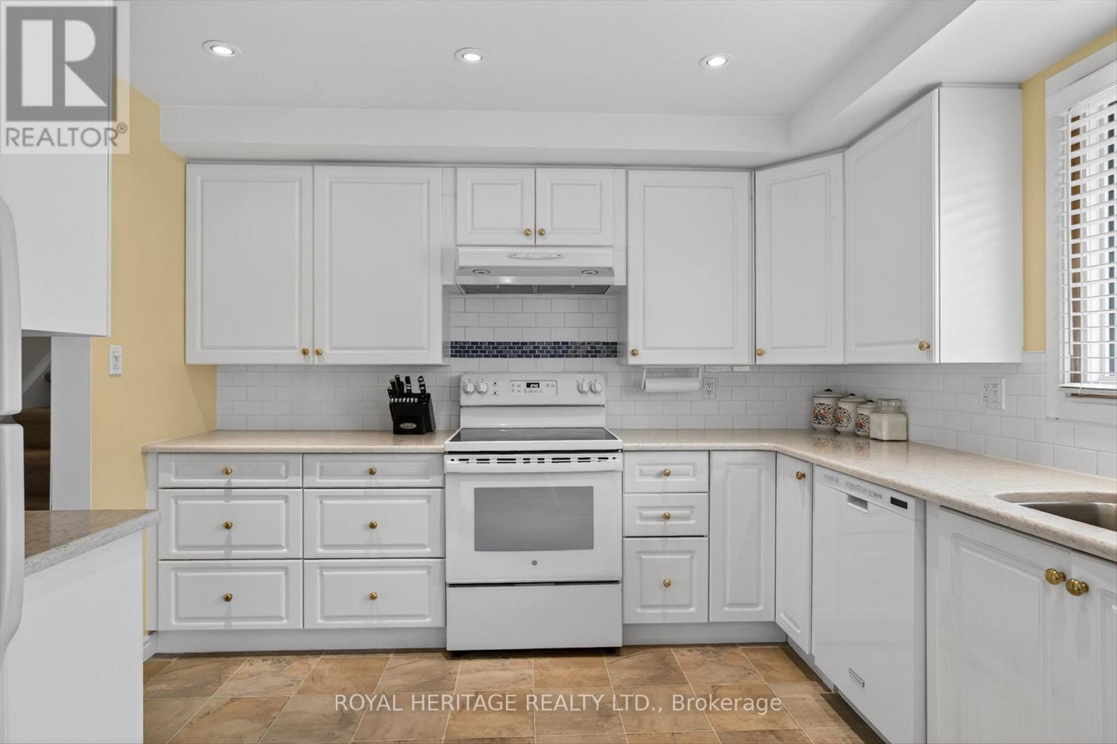 1337 Franklin Drive W, Peterborough (Northcrest Ward 5), Ontario  K9H 6Z5 - Photo 18 - X13141708