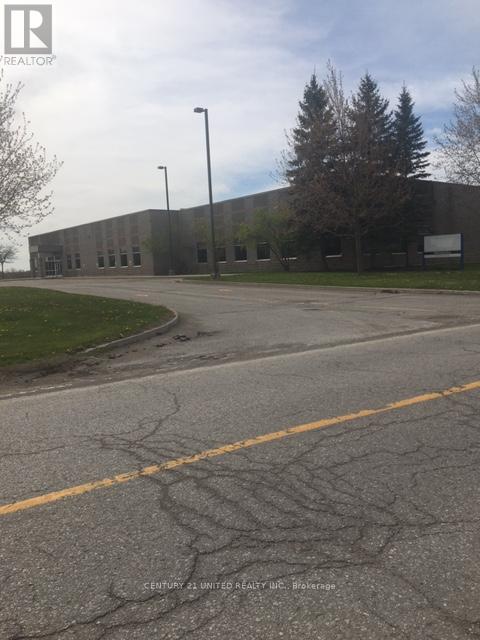 1900 FISHER DRIVE, peterborough (otonabee ward 1), Ontario