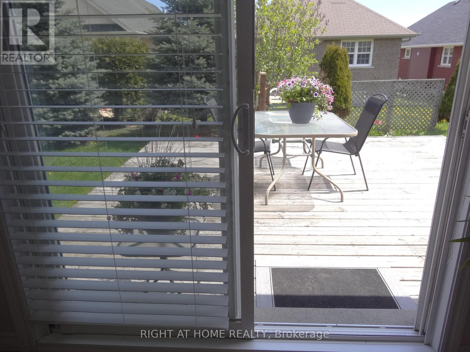 14 Matchett Crescent, Kawartha Lakes (Lindsay), Ontario  K9V 0G8 - Photo 12 - X13142516
