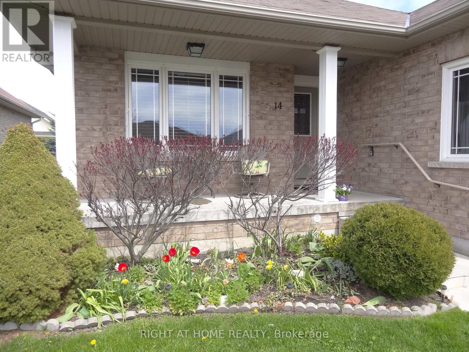 14 Matchett Crescent, Kawartha Lakes (Lindsay), Ontario  K9V 0G8 - Photo 4 - X13142516