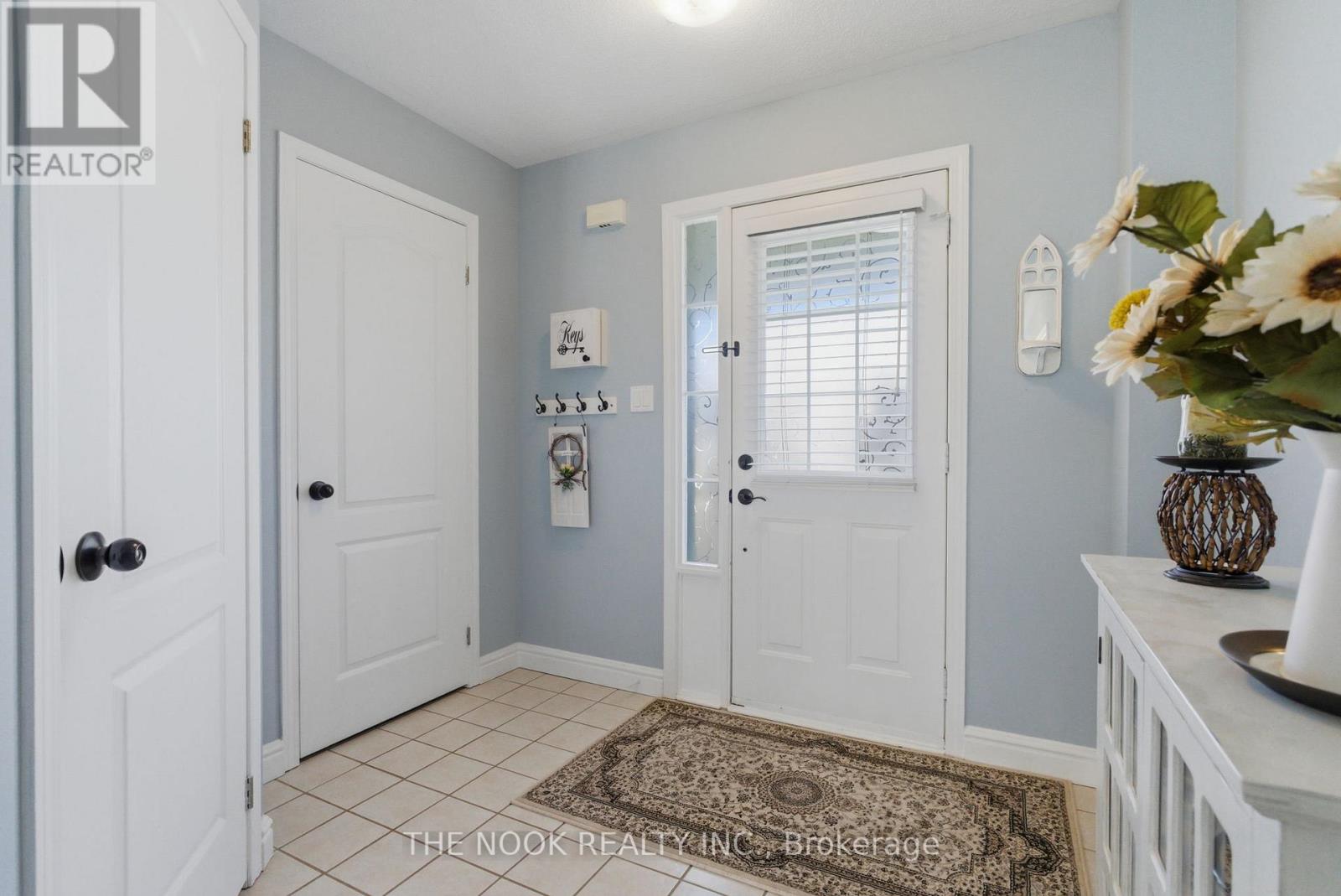 70 Beacham Crescent, Clarington (Newcastle), Ontario  L1B 1N1 - Photo 7 - E13143182
