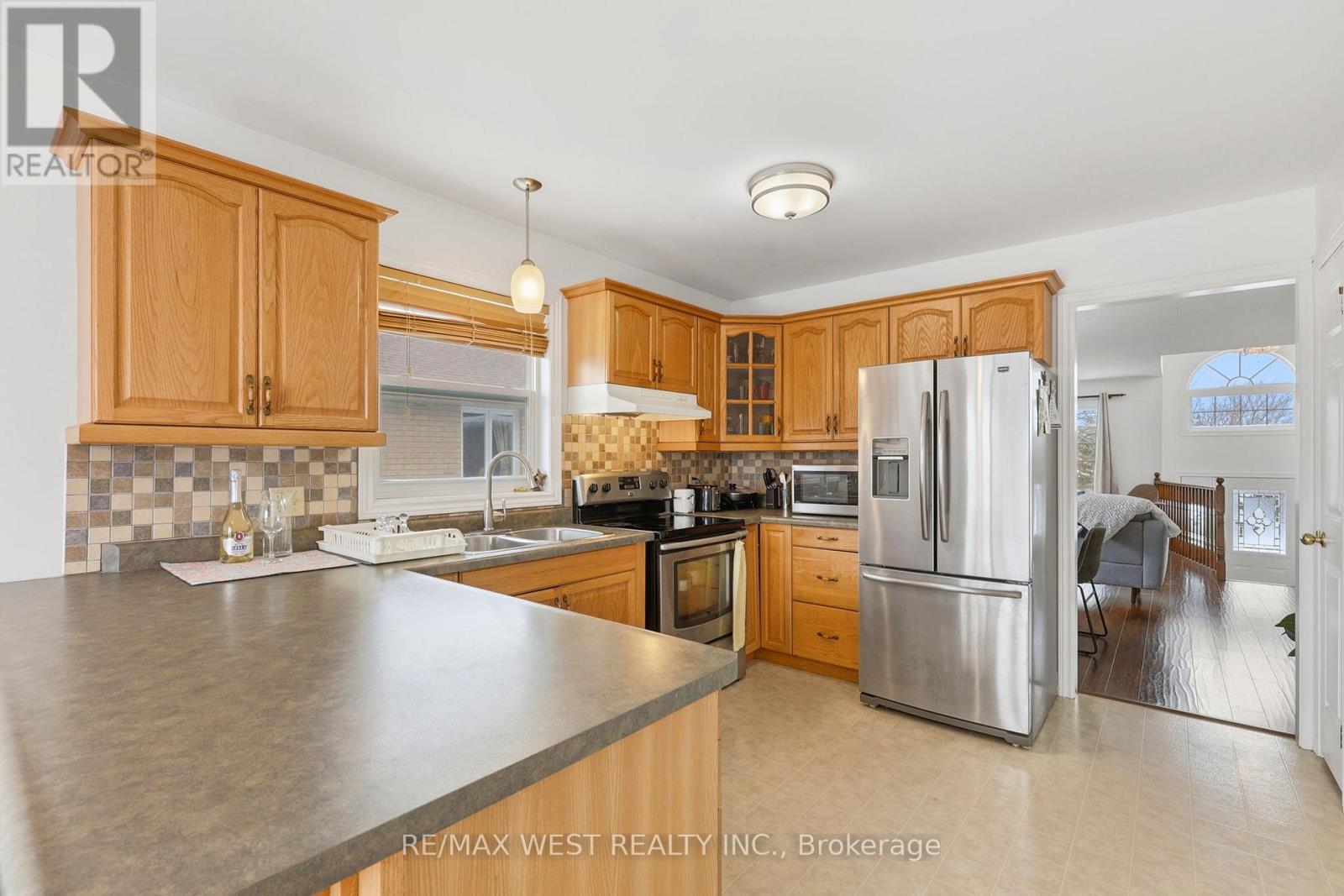 20 Eakins Crescent, Kawartha Lakes (Lindsay), Ontario  K9V 6J9 - Photo 16 - X13142904