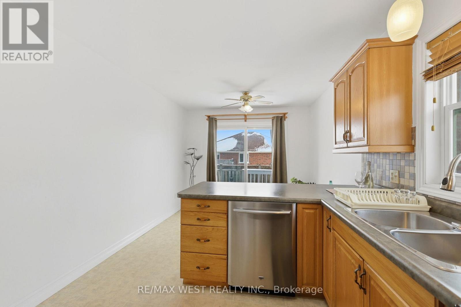 20 Eakins Crescent, Kawartha Lakes (Lindsay), Ontario  K9V 6J9 - Photo 17 - X13142904