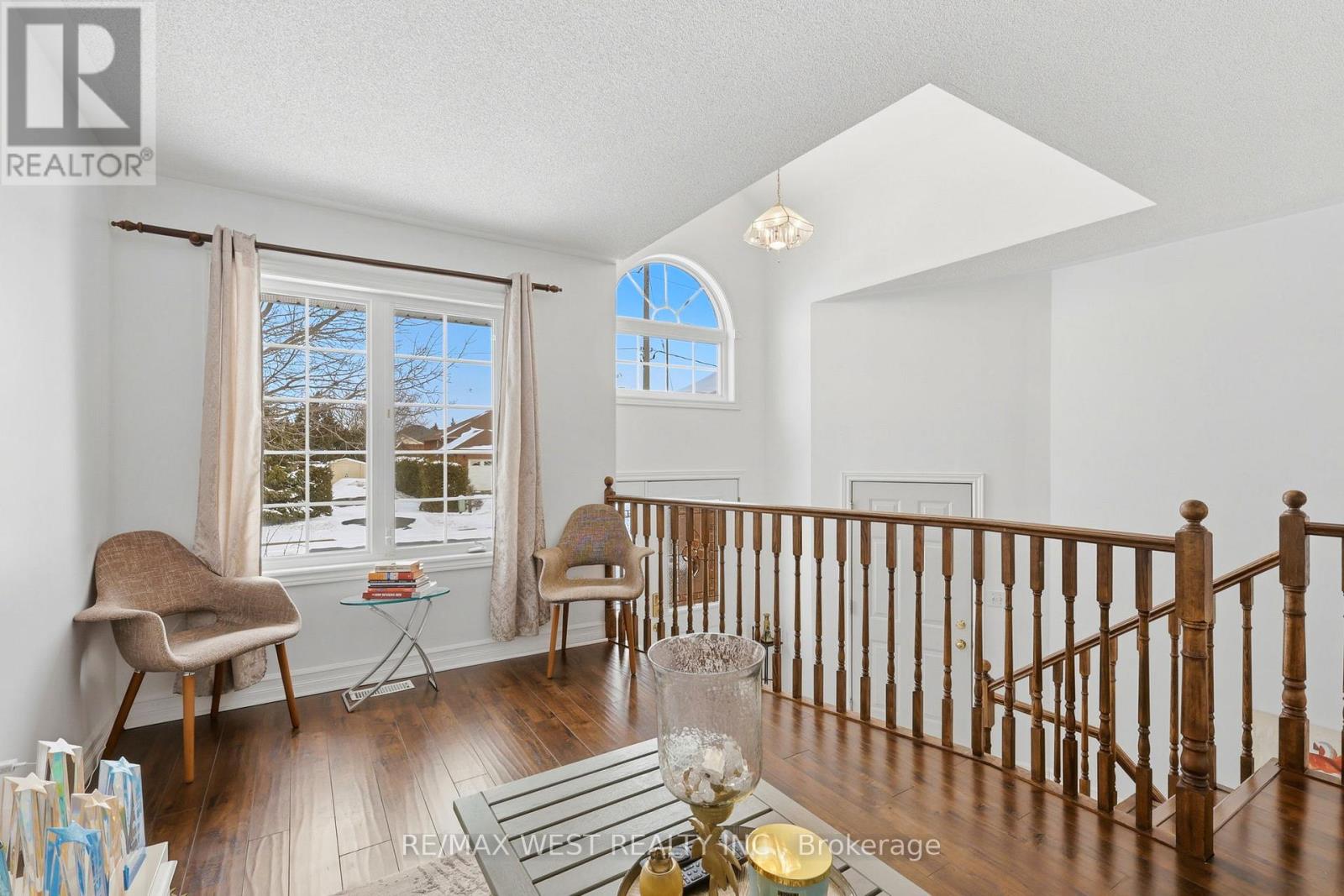 20 Eakins Crescent, Kawartha Lakes (Lindsay), Ontario  K9V 6J9 - Photo 9 - X13142904