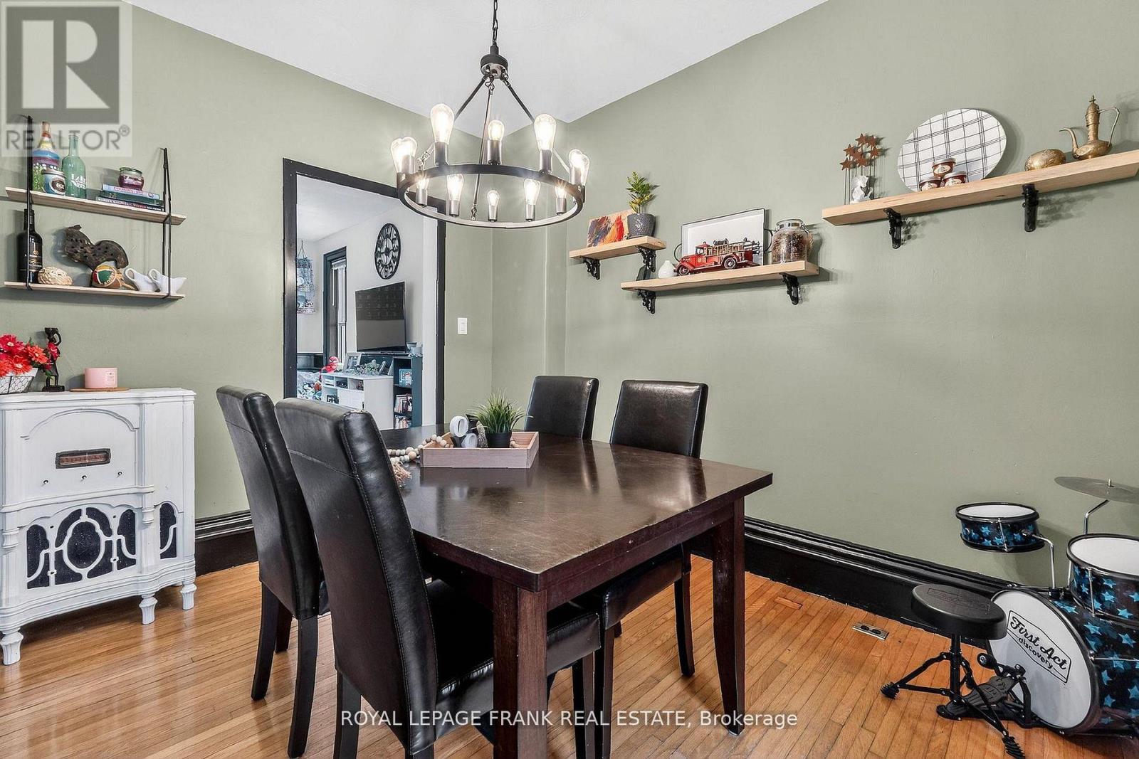 69 Peel Street, Kawartha Lakes (Lindsay), Ontario  K9V 3M5 - Photo 19 - X13143264
