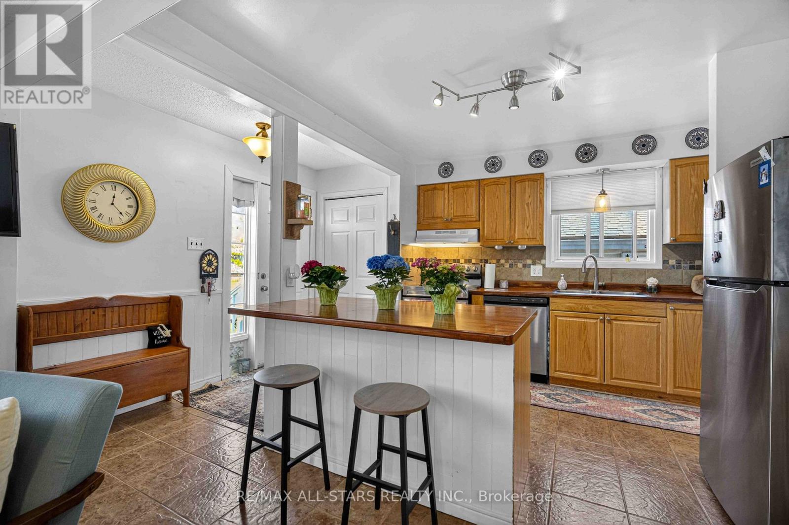 2147 Springwood Road, Peterborough (Monaghan Ward 2), Ontario  K9K 1N7 - Photo 8 - X13143464