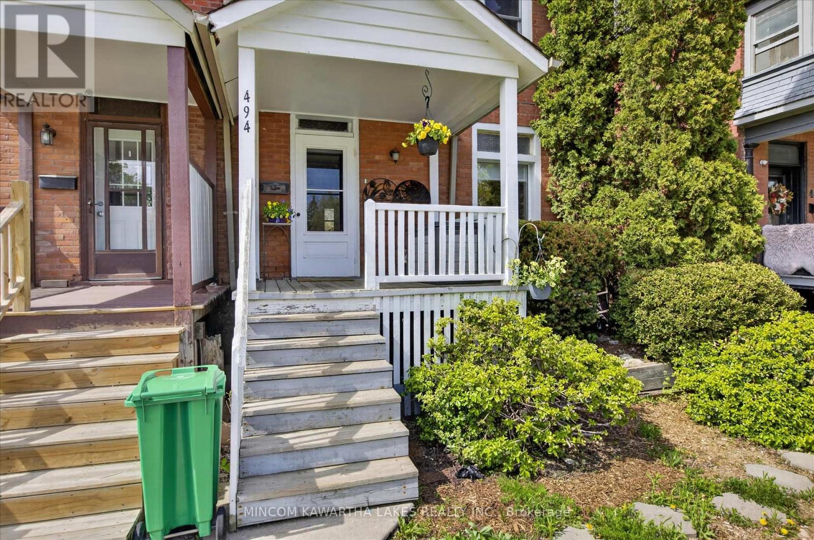 494 Charlotte Street, Peterborough (Town Ward 3), Ontario  K9J 2W3 - Photo 5 - X13143712