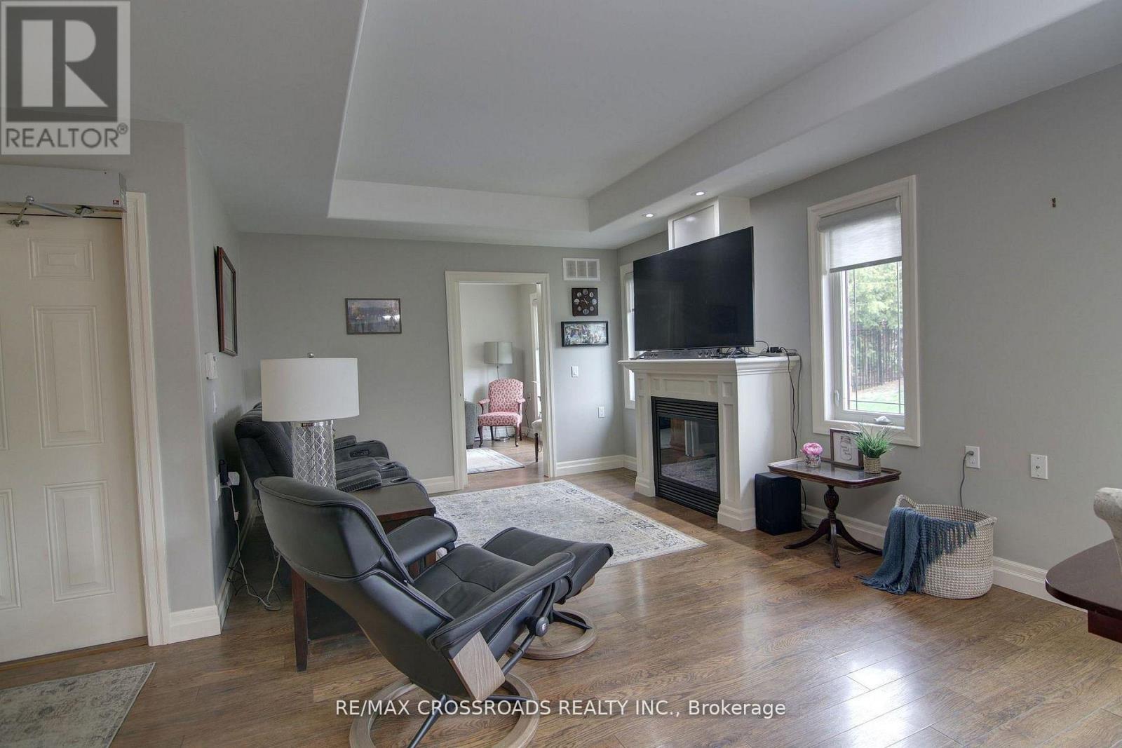 8 Green Arbour Way, Kawartha Lakes (Lindsay), Ontario  K9V 0E6 - Photo 8 - X13143640