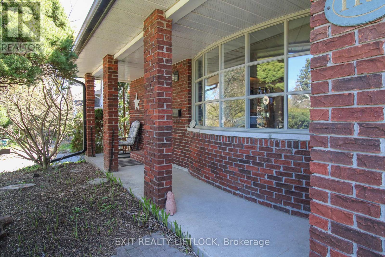1139 Danita Boulevard, Peterborough (Monaghan Ward 2), Ontario  K9J 7J9 - Photo 3 - X13144316