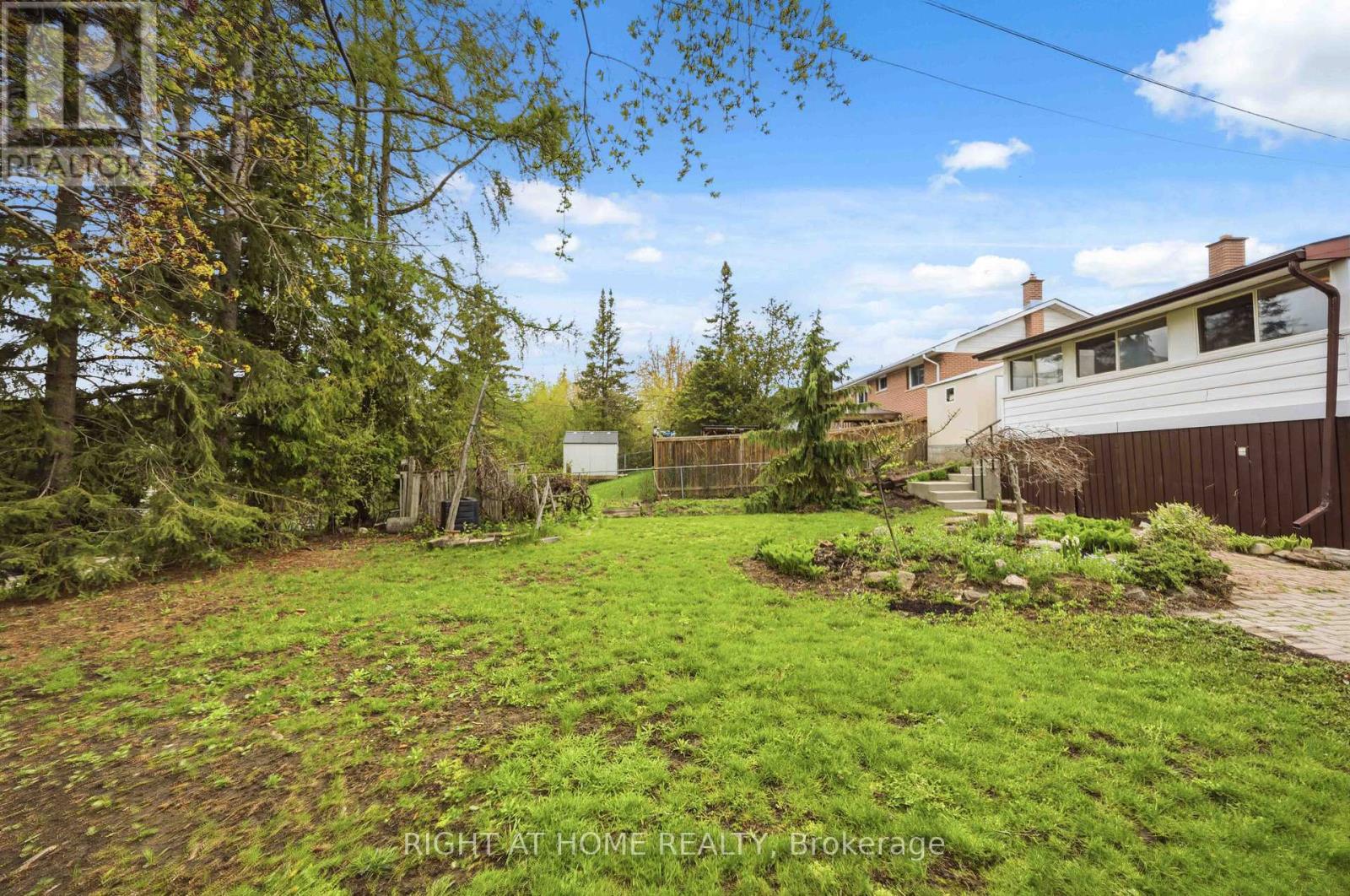 999 St Pauls Street, Peterborough (Northcrest Ward 5), Ontario  K9H 6J7 - Photo 34 - X13144082