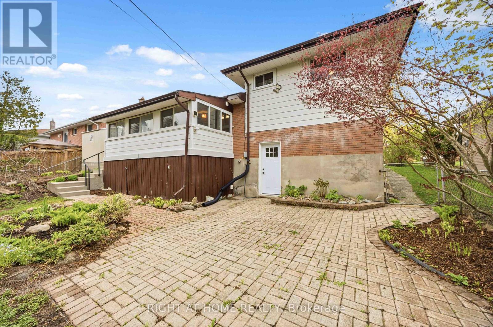 999 St Pauls Street, Peterborough (Northcrest Ward 5), Ontario  K9H 6J7 - Photo 36 - X13144082