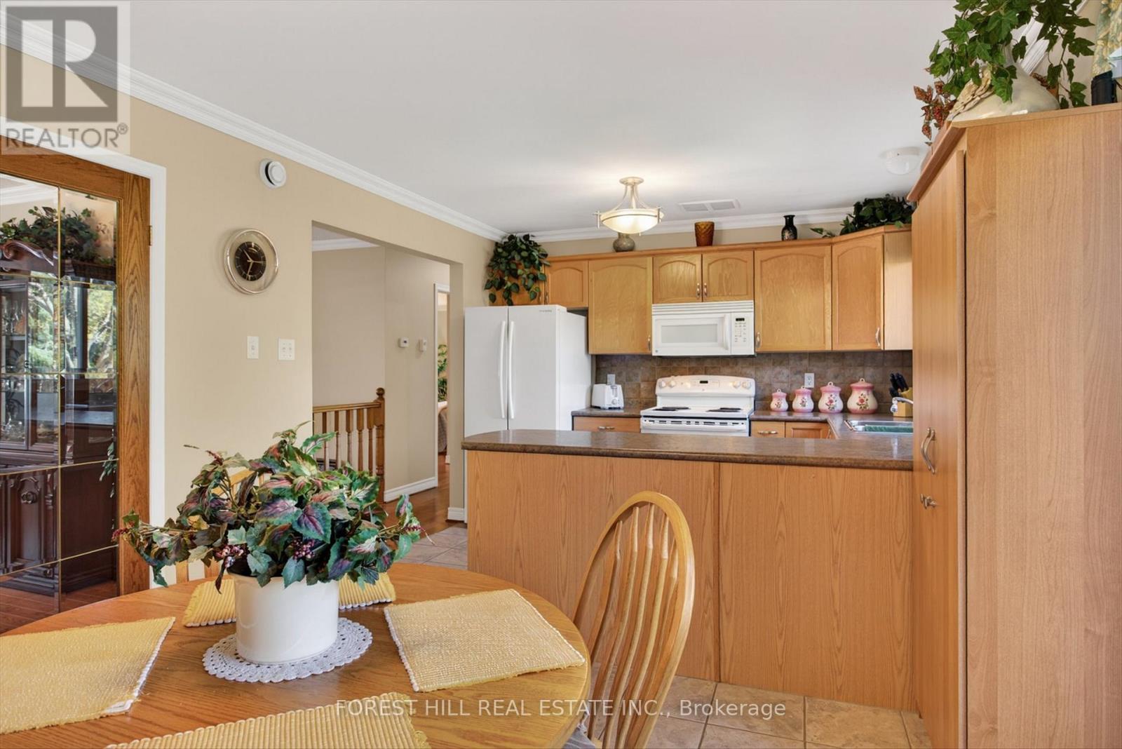 2212 Lorraine Drive, Peterborough (Northcrest Ward 5), Ontario  K9L 1X5 - Photo 15 - X13144692