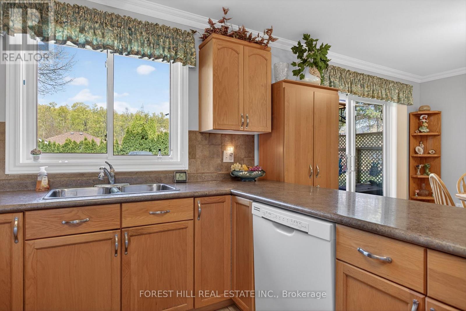 2212 Lorraine Drive, Peterborough (Northcrest Ward 5), Ontario  K9L 1X5 - Photo 17 - X13144692