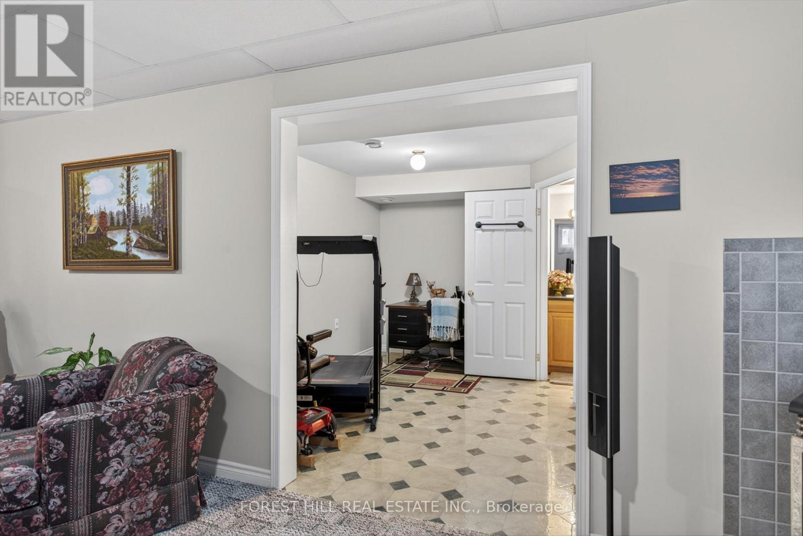 2212 Lorraine Drive, Peterborough (Northcrest Ward 5), Ontario  K9L 1X5 - Photo 34 - X13144692