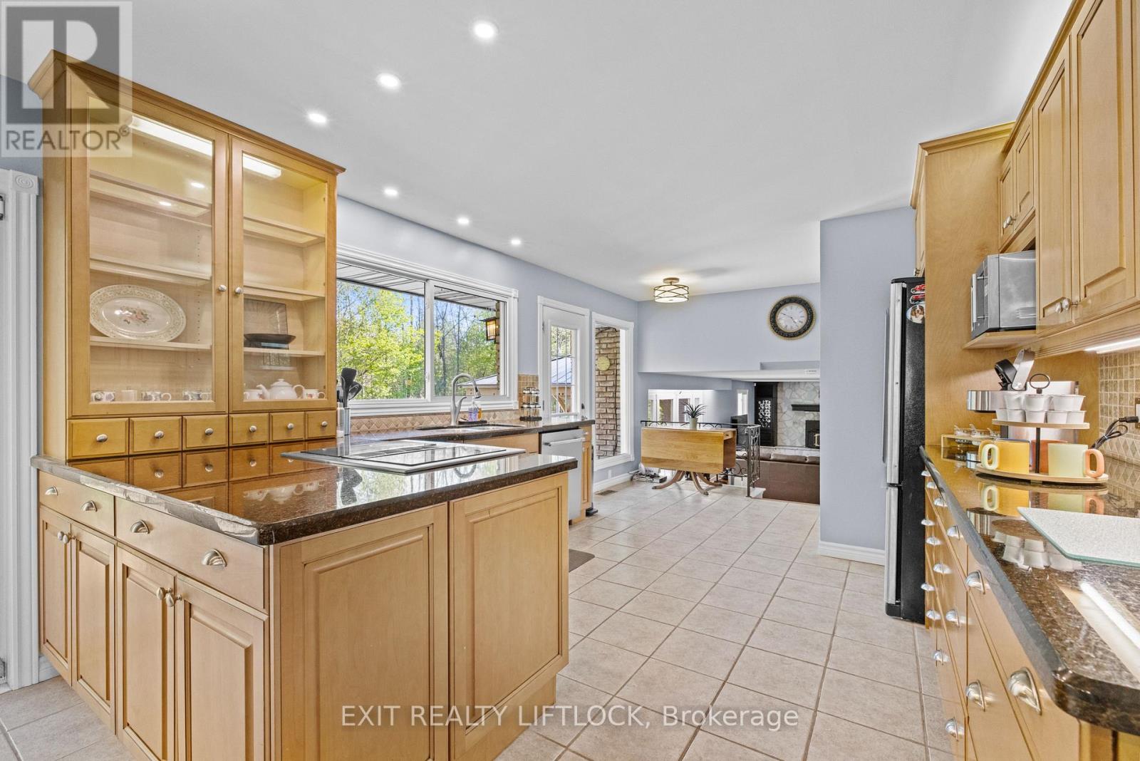 2225 Parkhill Road W, Cavan Monaghan (Cavan-Monaghan), Ontario  K9J 6X4 - Photo 16 - X13146006
