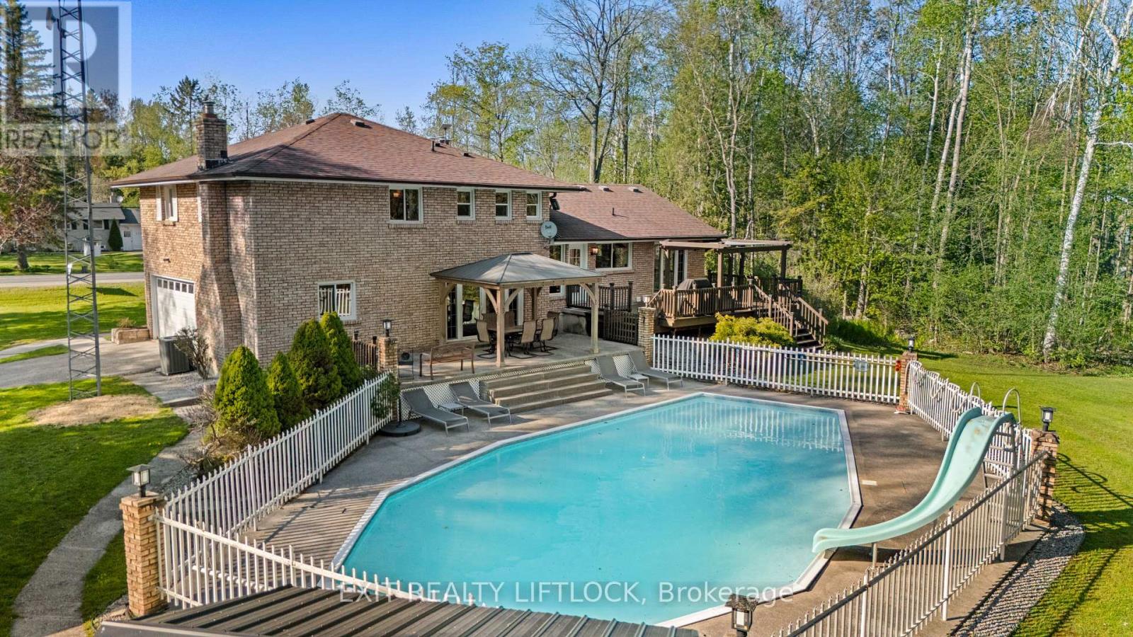 2225 Parkhill Road W, Cavan Monaghan (Cavan-Monaghan), Ontario  K9J 6X4 - Photo 36 - X13146006