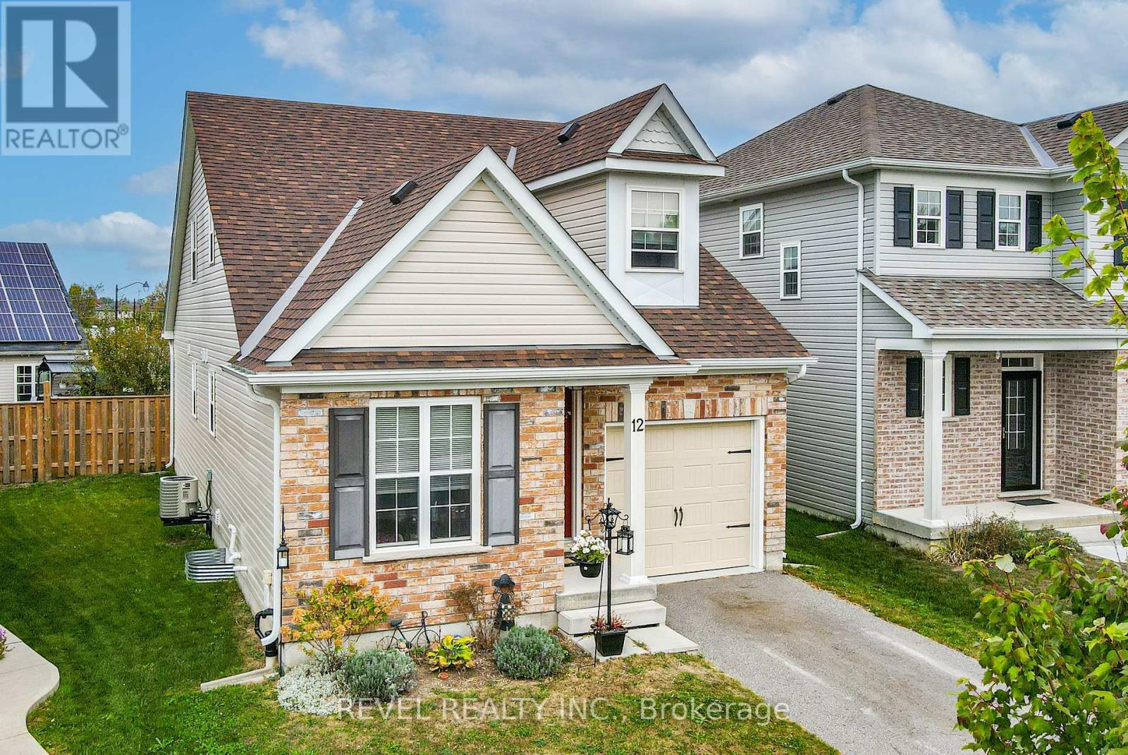 12 Blueberry Lane, Kawartha Lakes (Lindsay), Ontario  K9V 0M2 - Photo 5 - X13146192
