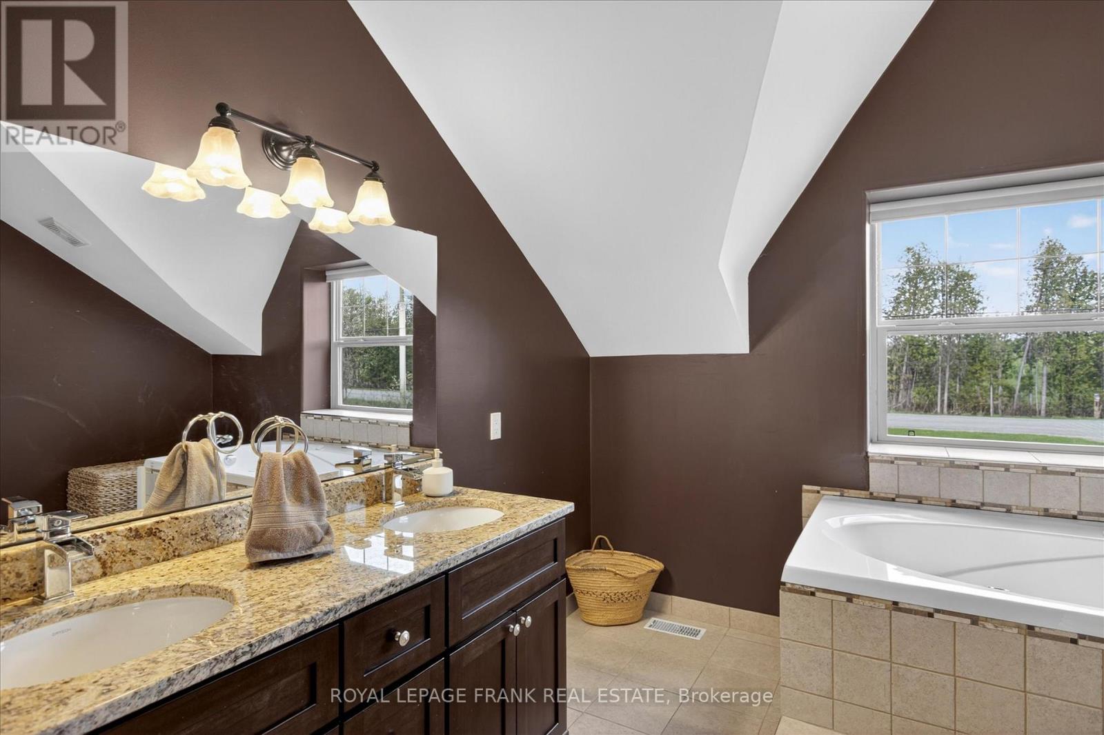 369 Douglas Road, Douro-Dummer, Ontario  K0L 3A0 - Photo 34 - X13146238