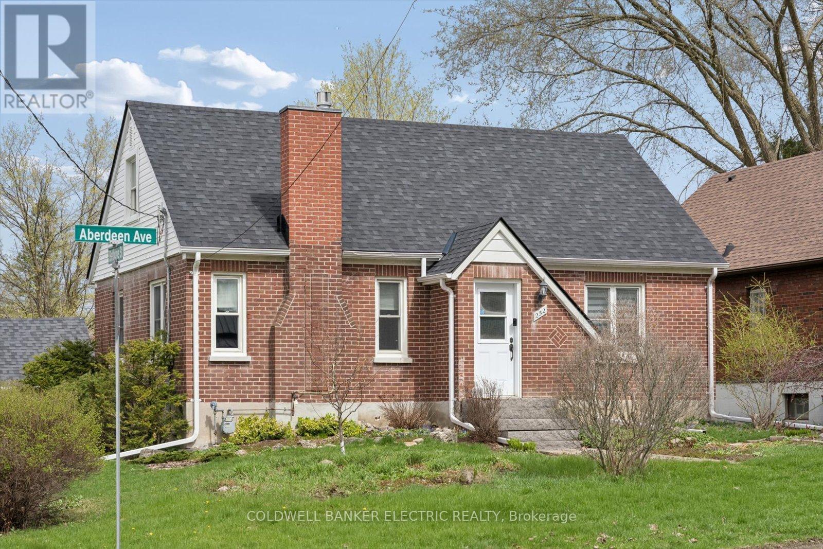 252 Aberdeen Avenue, Peterborough (Northcrest Ward 5), Ontario  K9H 4W9 - Photo 2 - X13146518