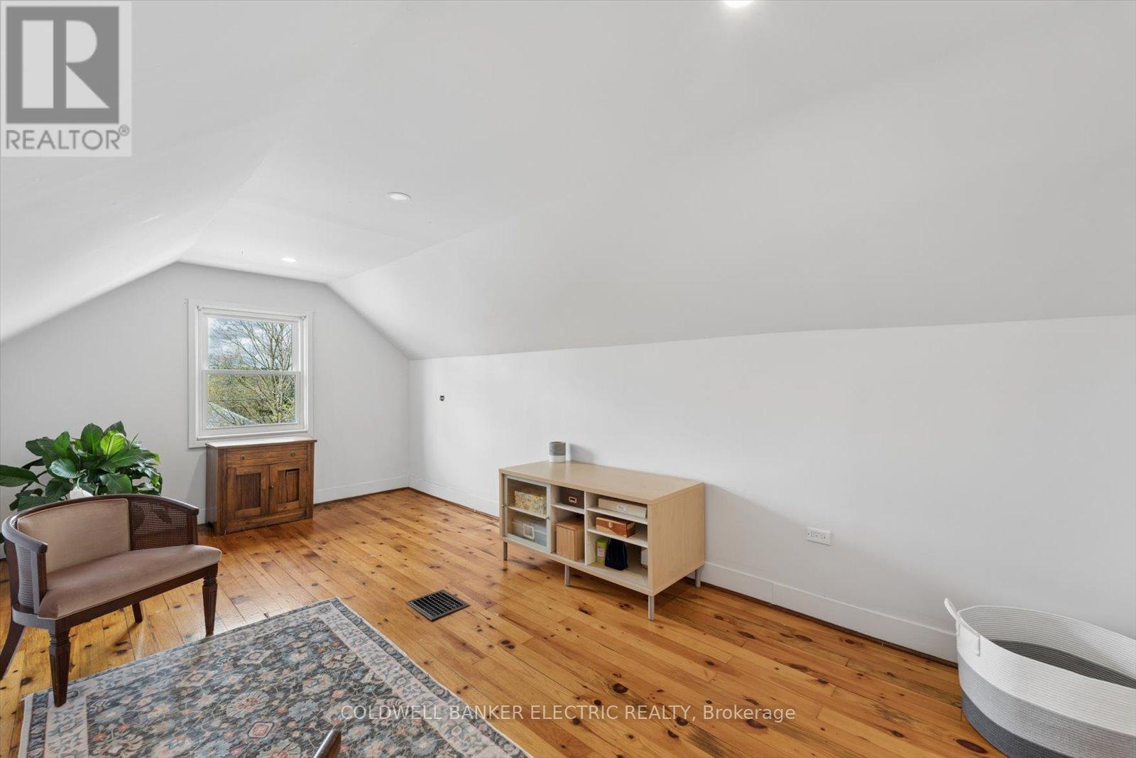 252 Aberdeen Avenue, Peterborough (Northcrest Ward 5), Ontario  K9H 4W9 - Photo 30 - X13146518