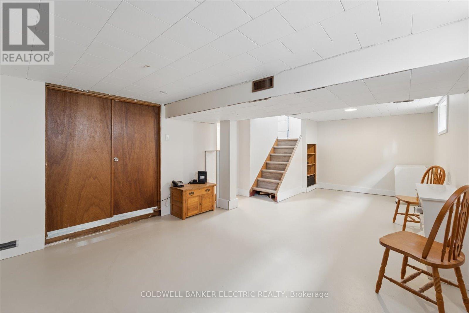 252 Aberdeen Avenue, Peterborough (Northcrest Ward 5), Ontario  K9H 4W9 - Photo 32 - X13146518